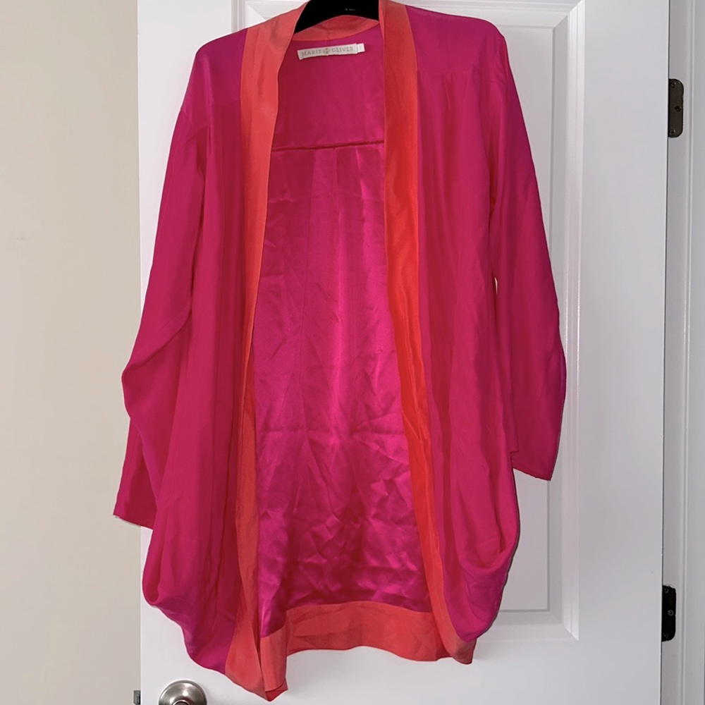 Marie Oliver 100% silk jacket. Excellent condition. Size L